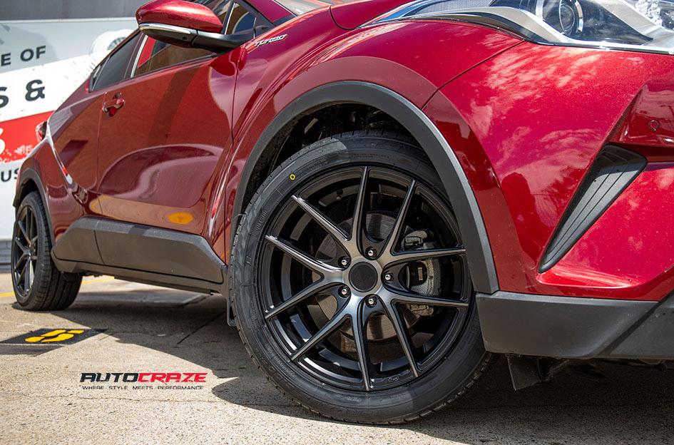 TOYOTA-CH-R-TARGA-BLACK-MACHINED-FACE